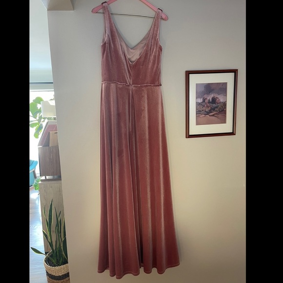 Bridesmaid Bill Levkoff Rose Stretch Velvet V-Neck, A-Line Gown - Picture 5 of 11